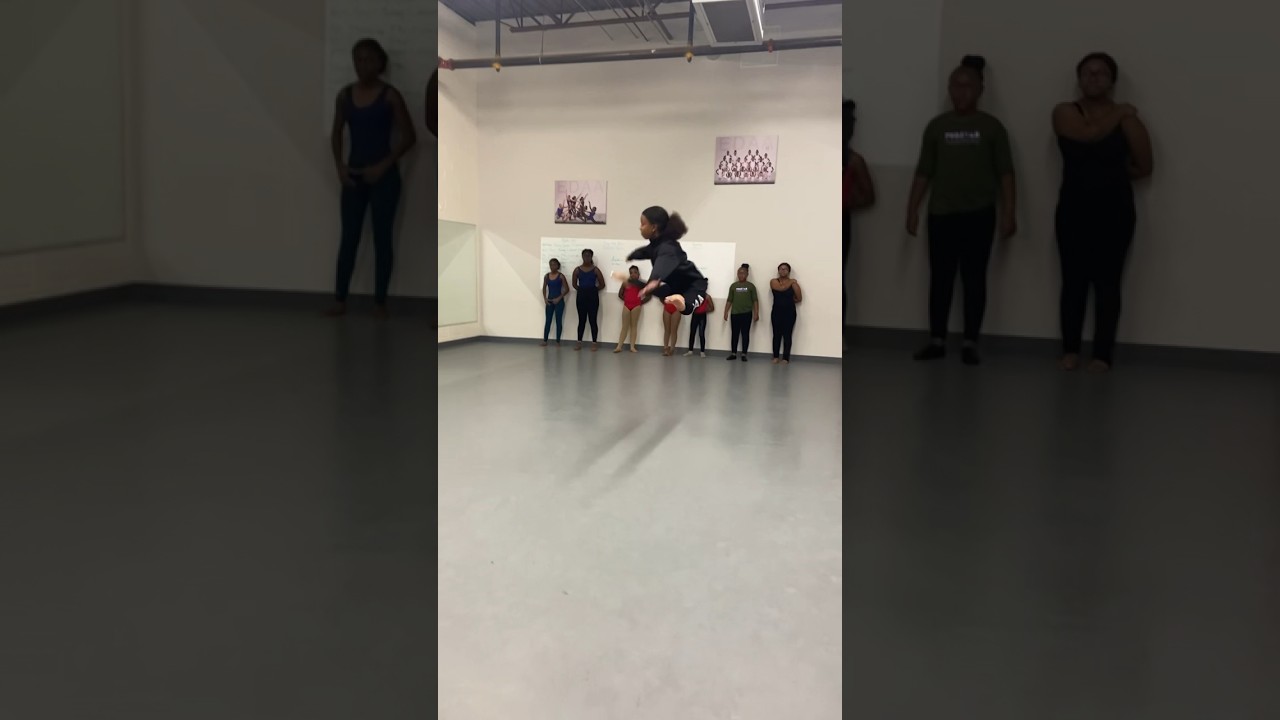 How To Do Russian Leaps Or Leaps In Second #dance #dancer #dancevideo