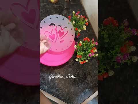 meesho Varun magavlya stencil ❤️ pahilyandach trial mhanun cake vr kela stencil cha vapar