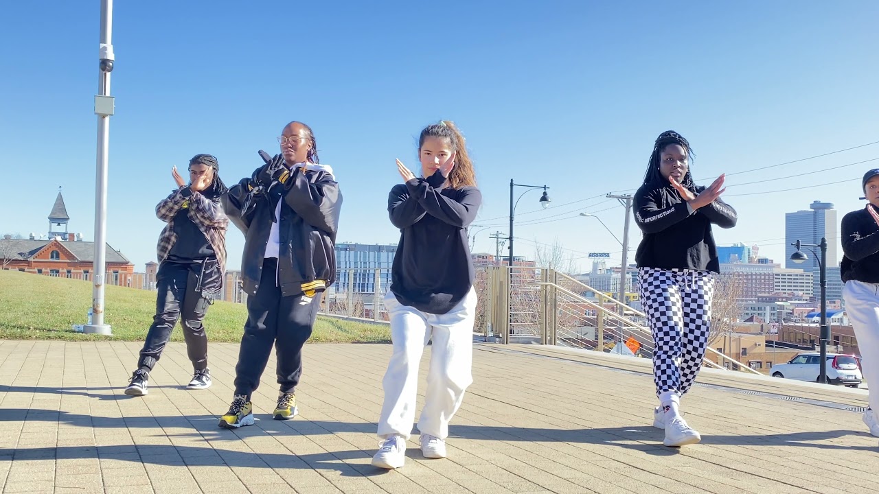 Promotional video thumbnail 2 for Creative Moves