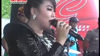 Download lagu Tiada Guna Wiwik Sagita New Pallapa Terbaru TPK Sulursari Purwodadi 2016 mp3 Download lagu Tiada Guna Wiwik Sagita New Pallapa Terbaru TPK Sulursari Purwodadi 2016 mp3
