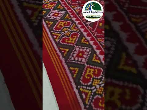 Red Selari Border Nanu Narikunj Motifs Double Ikat Chaniya Choli Dupatta 8 Ply Silk