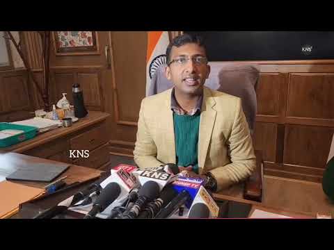 Kashmir currently has 13 days of LPG stock, more than 15 days of petrol and diesel reserves, urging people not to panic or indulge in unnecessary hoarding: Divisional Commissioner Kashmir