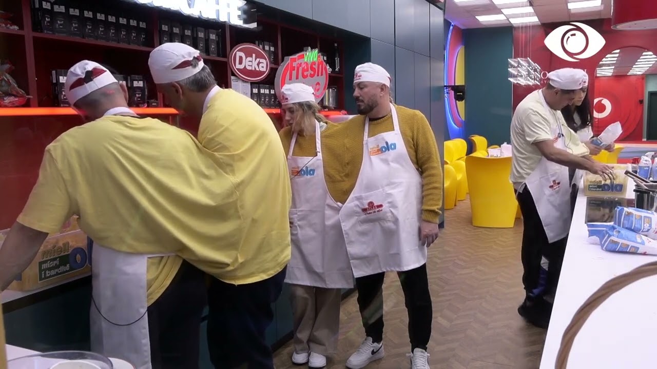 Qetsori trazon miellin me duar, Elvisi nuk i kursen batutat