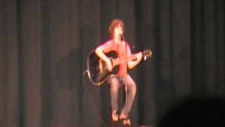 Braiden sunshine plays Jason Maraz&#39;s I&#39;m Yours