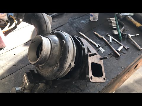 DT466 turbo assembly