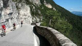 preview picture of video 'Leichtes Radfahren auf den Mendelpass zwischen Südtirol und dem Trentino'