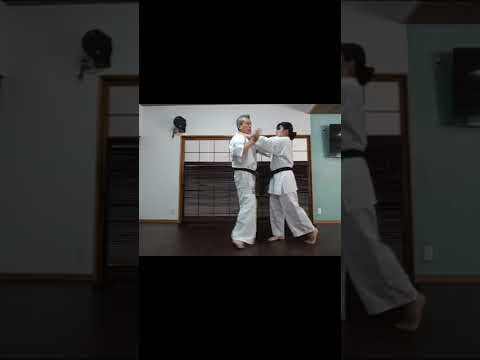 護身術その6　首をつかまれたら