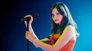 Sophie Ellis Bextor - Yes Sir, I Can Boogie