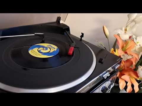 WIGAN'S OVATION NORTHERN SOUL DANCER ON 7-INCH VINYL