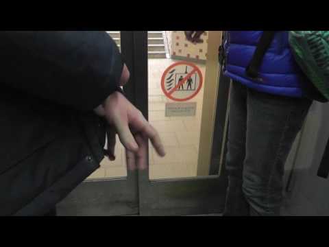 Train station lift safety break