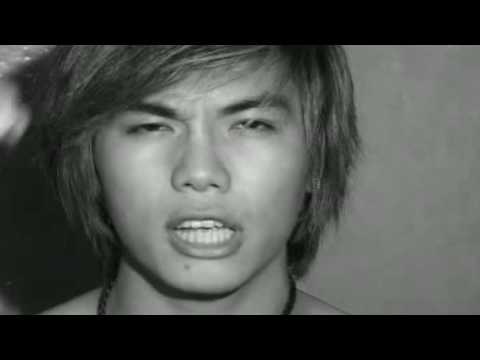 Đóng cửa con tim - Hoàng Long