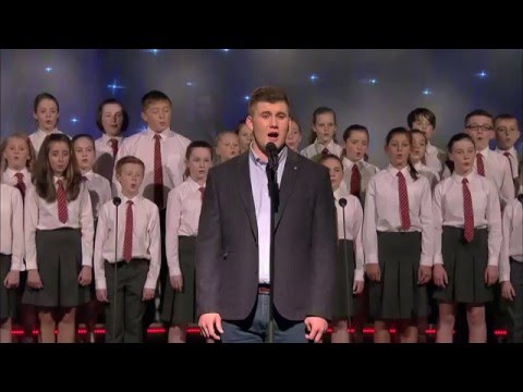 Rhydian Jenkins a Chôr Plant Ysgol Iau Llangennech - Mair Wyddet Ti