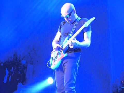 JOE SATRIANI / MIKE KENEALLY / BRYAN BELLER / MARCO MINNEMANN - Satch Boogie - 013 Tilburg 2013