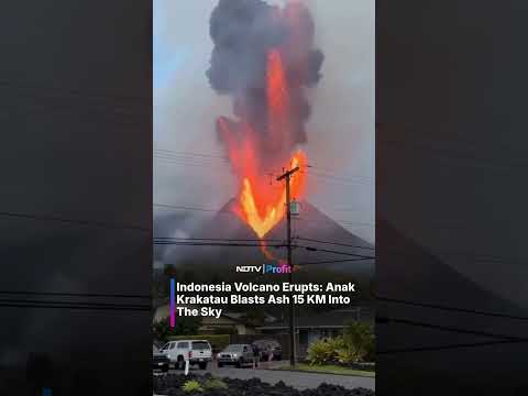 Indonesia Volcano Erupts: Anak Krakatau Blasts Ash 15 KM Into The Sky | #shorts
