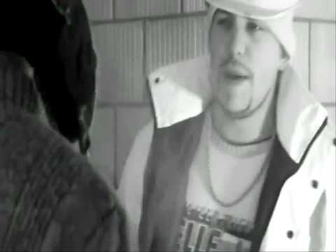 Baba Uslender feat. EffE Ramatzotti - Baustellsong.avi