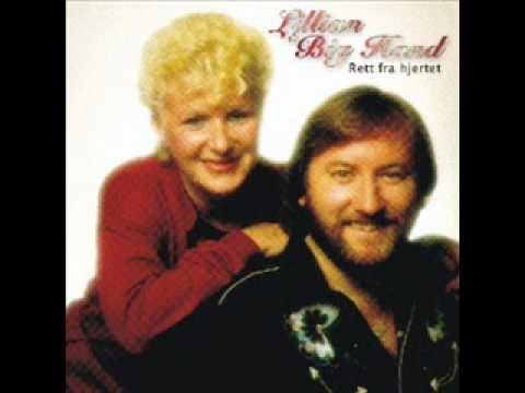 Lillian Askeland  & Ottar 'Big Hand' Johansen - "Ta Fra Han Gittar´n"