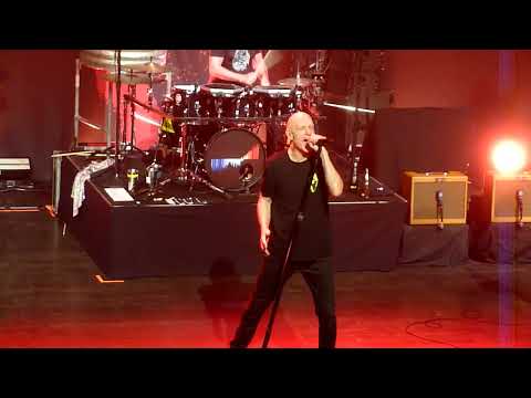 Midnight Oil - Beds Are Burning @ Tivolivredenburg Utrecht (7/9)