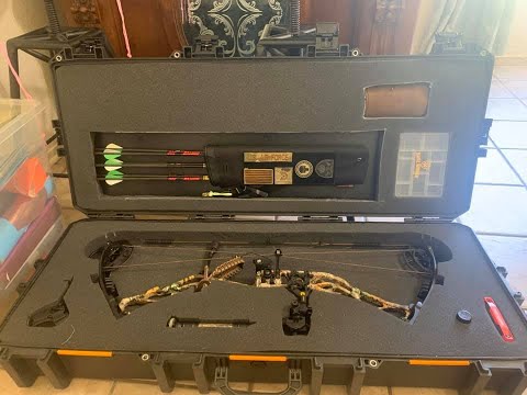 Pelican Vault V730 W/ Compound Bow