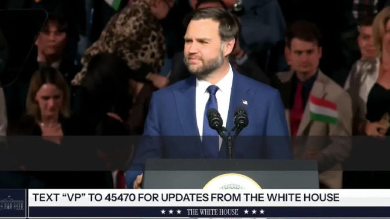 Vance chiama Trump durante comizio in Ungheria, parte segreteria poi risponde: Dammi un secondo