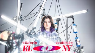 Musik-Video-Miniaturansicht zu Klony Songtext von Wiktoria Zwolińska