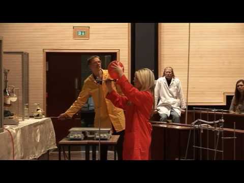 Fire and Flame  15 - Hydrogen Bang