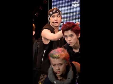 130601 LIVE POWER MUSIC - 늑대와 미녀 (Wolf) KAI