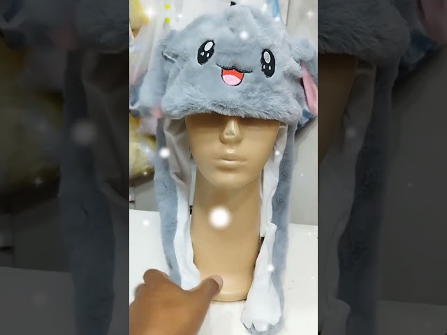 Vídeo relacionado con dressfan Monokuma Oso Sombreros Gorro Boinas Orejas que se Mueven de Peluche,Animal Sombrero de Salto Levanta Orejas Juguete Regalo de Cumpleaños/Navidad Fiesta Gorro para Mujer Hombre