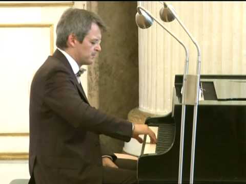 Luis Fernando Pérez, piano  Manuel de Falla - "Danza del Molinero"