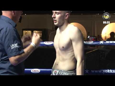 Mark Guthery VS Aaron Whitman - Nak Muay Thai 2018