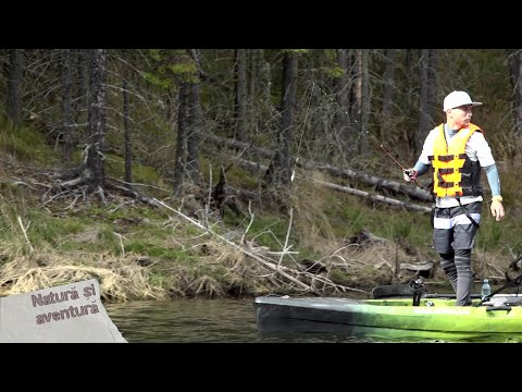 Natura si aventura: la pescuit din caiac pe lac de munte