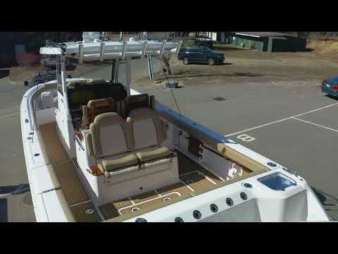 2024 Everglades 315 Center Console Video