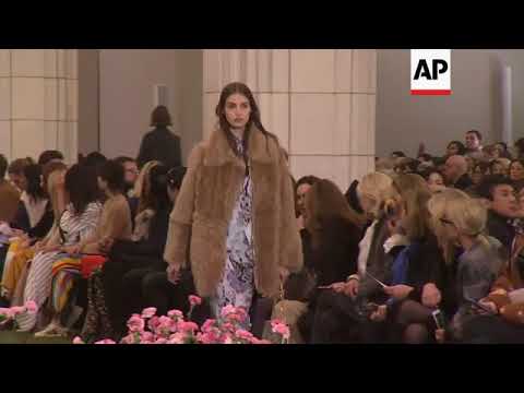 Spring and A-listers at Tory Burch fashion show