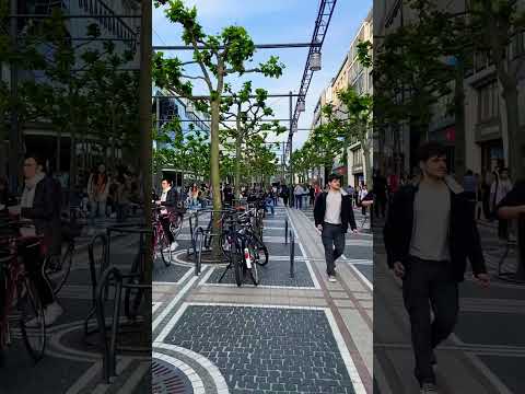 Walking in Zeil Frankfurt… #germany #explore #frankfurt #city #walking #germanytourism #travel