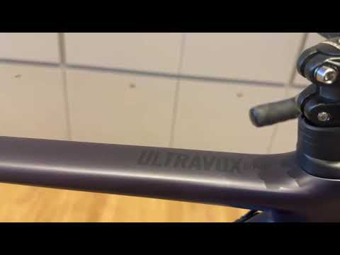 Swift Ultravox Comp Carbon 2023