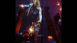 Anna vissi - eho pethanei gia sena (live2006 votanikos) [vissistar.tk]