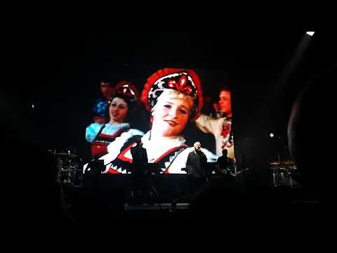 Massive Attack - Group Four with Liz Fraser LIVE Manchester Arena 2019