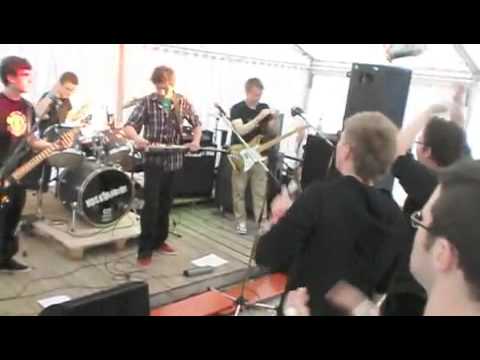 Pueblo live: 1. When we're gone 2. Pueblo @ Umsonst und draussen Ellzee 2011