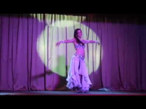 SEGUNDO lugar Solo Profissional - Bailarina Lisleine Diniz da Academia Semíramis - II Let's Dance