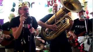 OKEE DOKEE. Dust On My Needle at "Broadstairs Folk Week". Little Albion, Broadstairs 2012