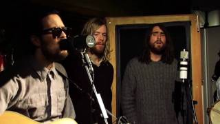Elvis Perkins in Dearland - &quot;Gypsy Davy&quot; - Lake Fever Session
