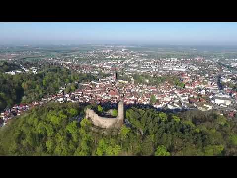 Einfach herrlich! Luftaufnahmen über Burg Windeck