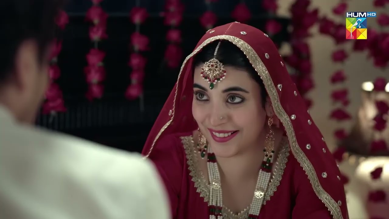 Watch Ahsan Khan And Urwa Hocane Share Their Journey #AapKiIzzat