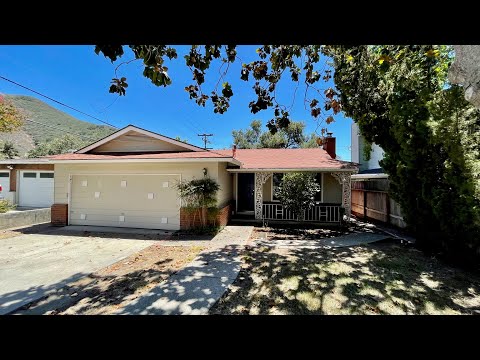 Walk to Campus from this 3-Bedroom in Monterey Heights property video
