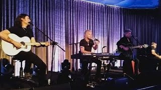 Download lagu Bon Jovi - Private Acoustic Live (Jakarta, Indonesia - September 12, 2015) mp3