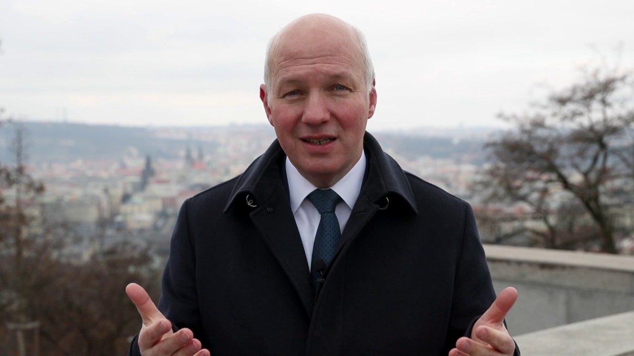 Pavel Fischer: Komunisté zase mluví do všeho