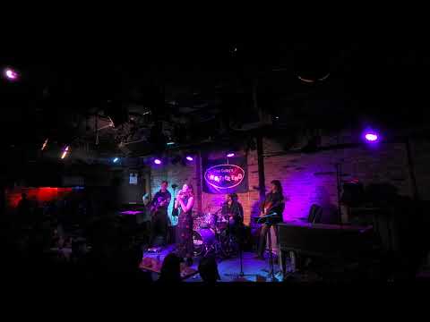 Maelyn Jarmon -  Fields Of Gold 2-9-25 Bitter End, NYC