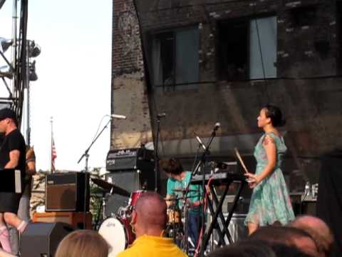 Xiu Xiu & Deerhoof, "Day of the Lords" (Joy Division Cover, Live @ JellyNYC Pool Party)