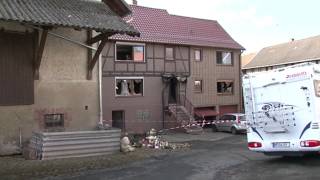 preview picture of video 'Nach tödlichem Brand in Zimmersrode: Brandermittler vor Ort'