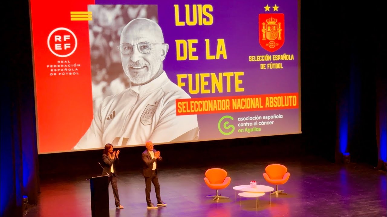 Águilas se vuelca con Luis de la Fuente en el acto a beneficio de la Lucha Contra el Cáncer
