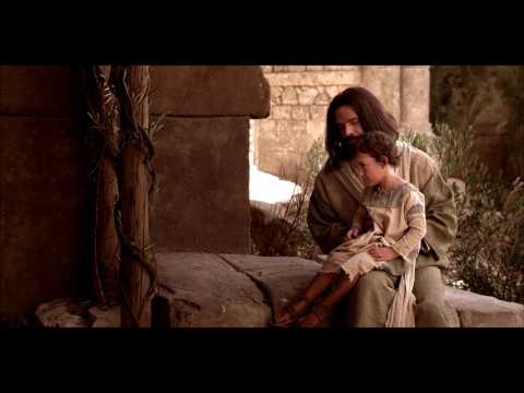 Jesus erklärt, dass wir wie ein kleines Kind werden müssen